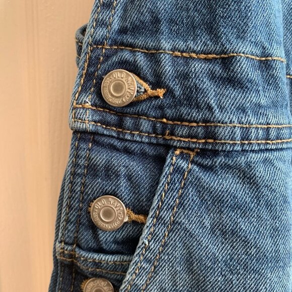 Old Navy Jean Short Overalls - Picture 5 of 7